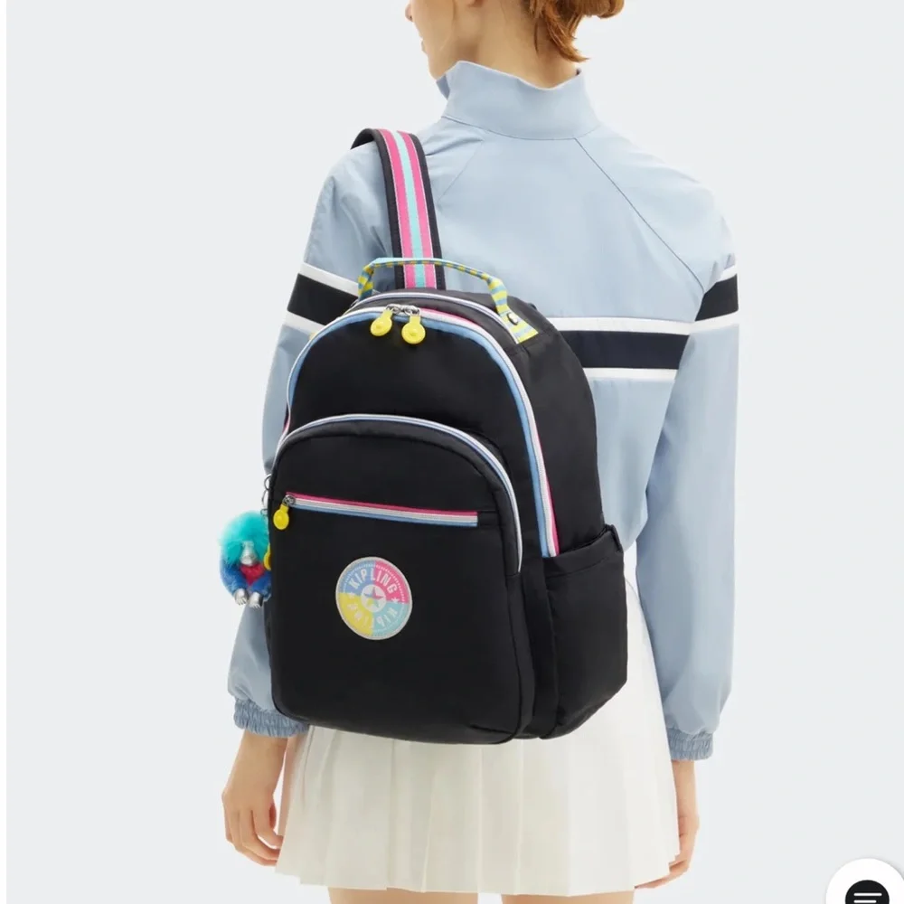 Kipling features 56%
